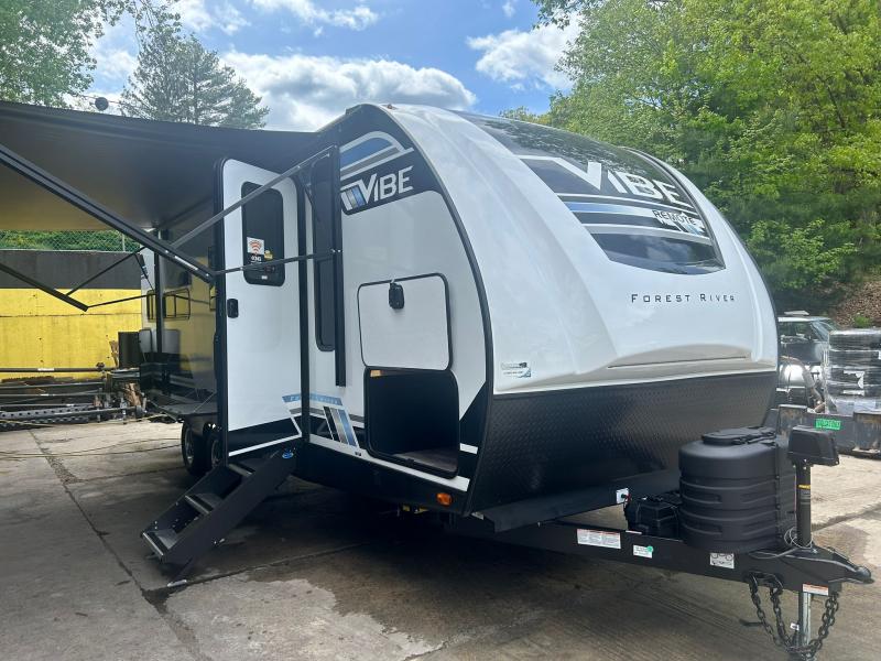 FOREST RIVER R/V – Tandem Axle, RV / Travel