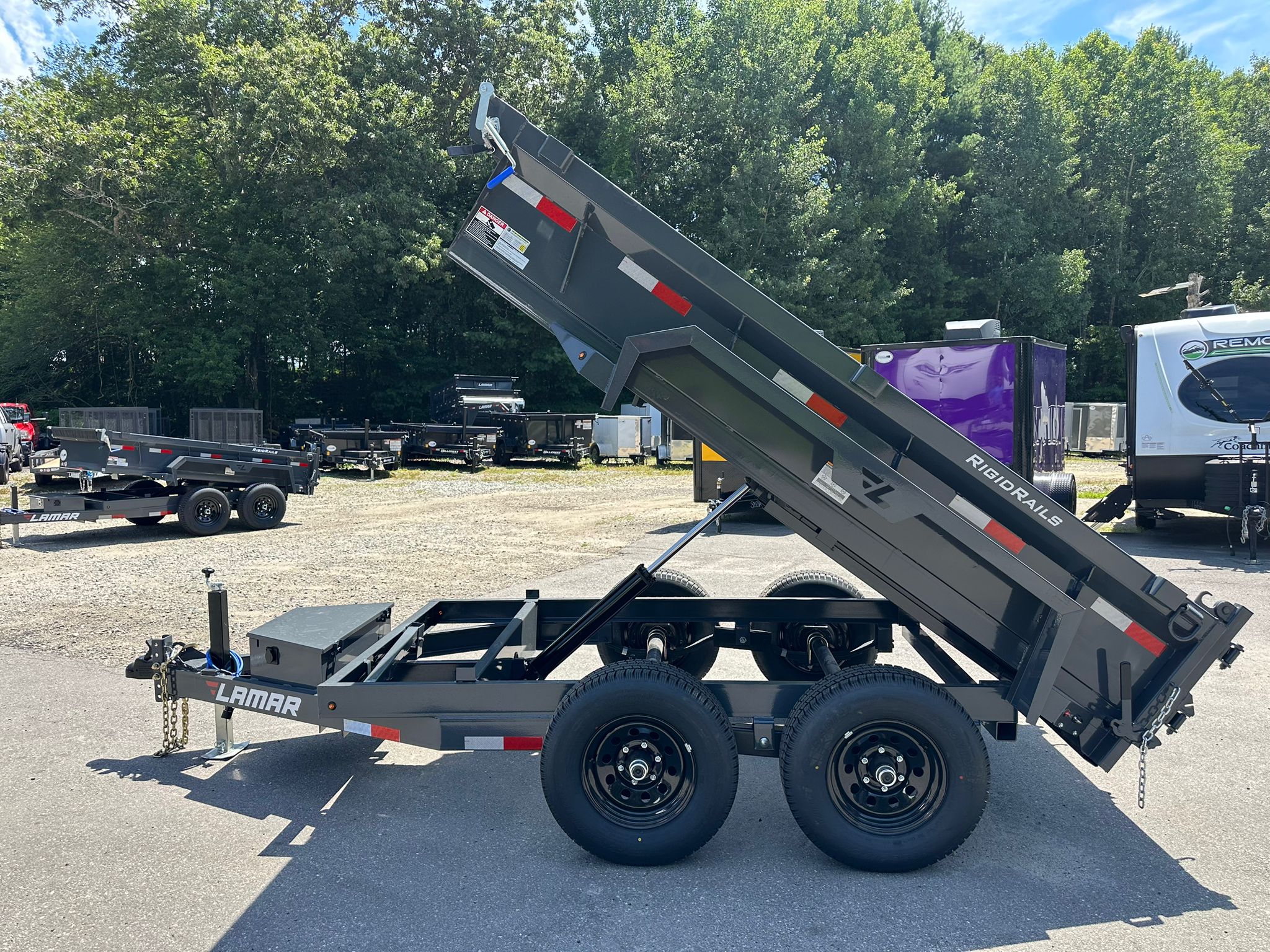 Lamar 60" X 10' 18" WELD-ON SIDES DM DUMP TRAIL Dump Trailer – Dump, Tandem Axle